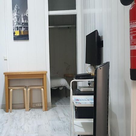 Appartamento Casa do Pátio Lisbona Esterno foto