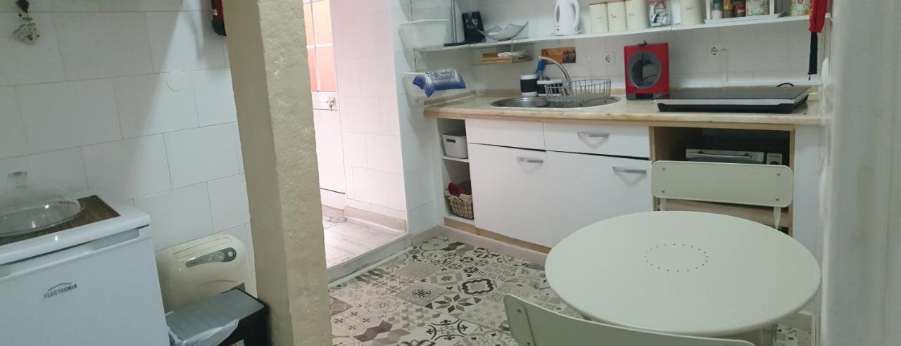 Appartamento Casa do Pátio Lisbona Esterno foto