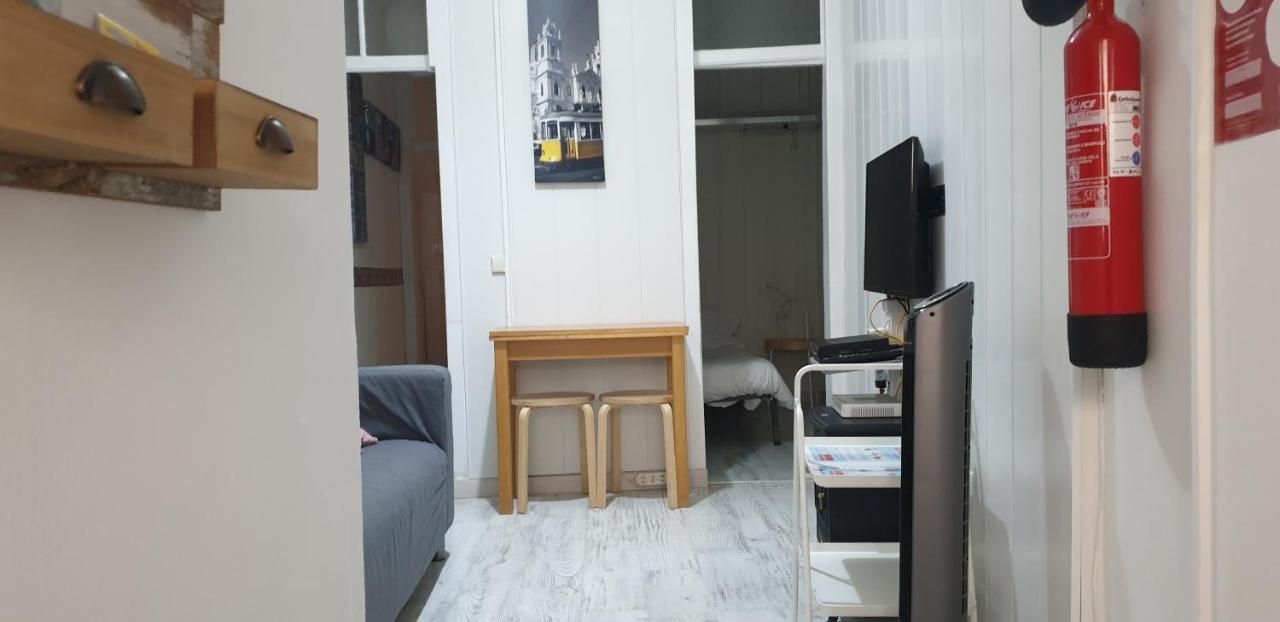 Appartamento Casa do Pátio Lisbona Esterno foto